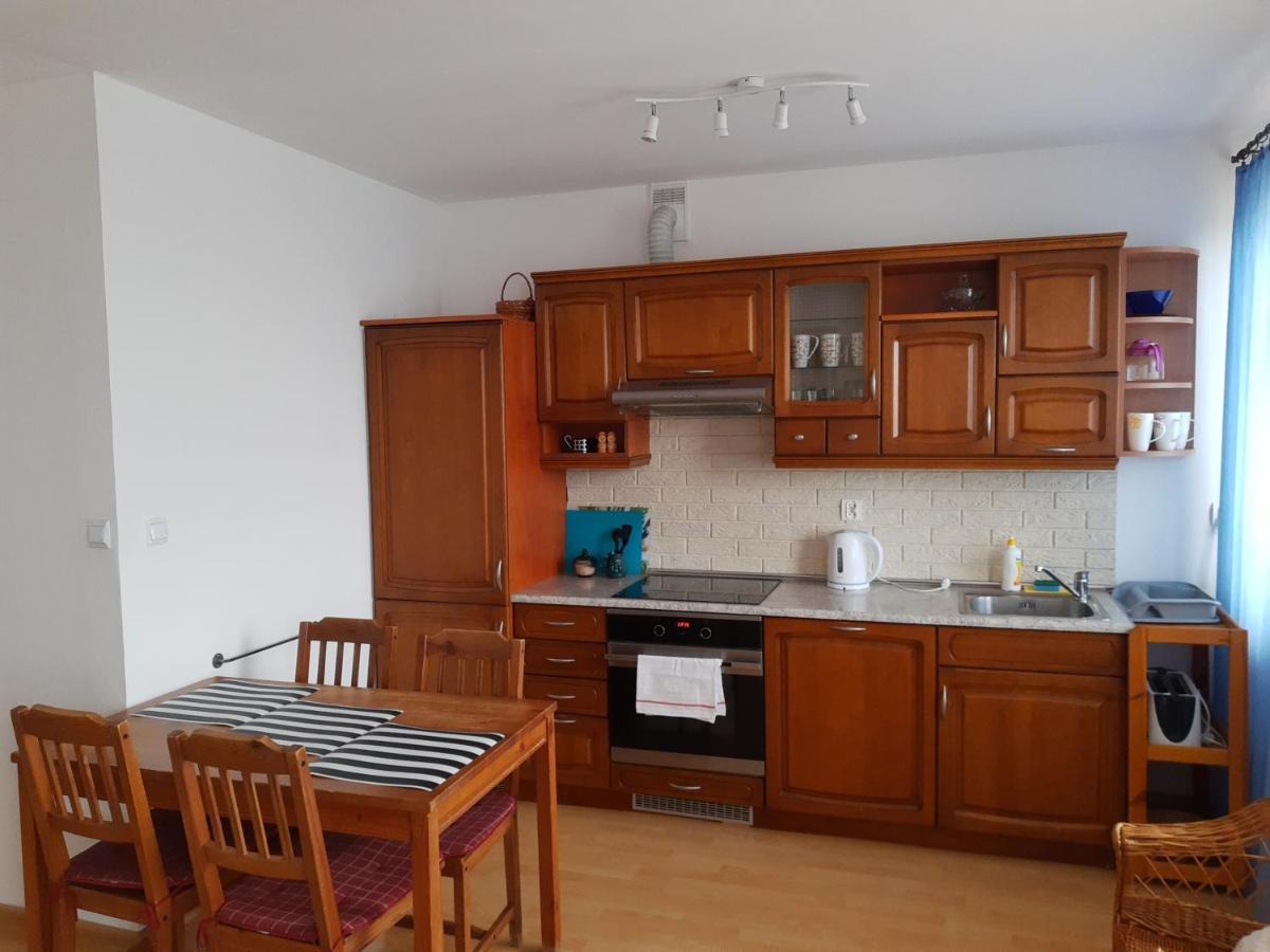Na Zlotych Lanach - Apartament Z Parkingiem Бельско-Бяла Экстерьер фото